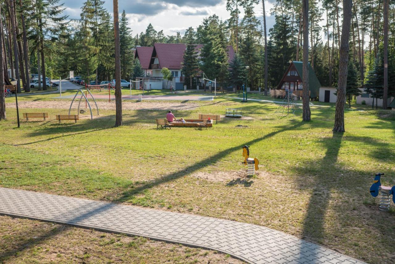 Resort Niegocin Wilkasy Exterior photo